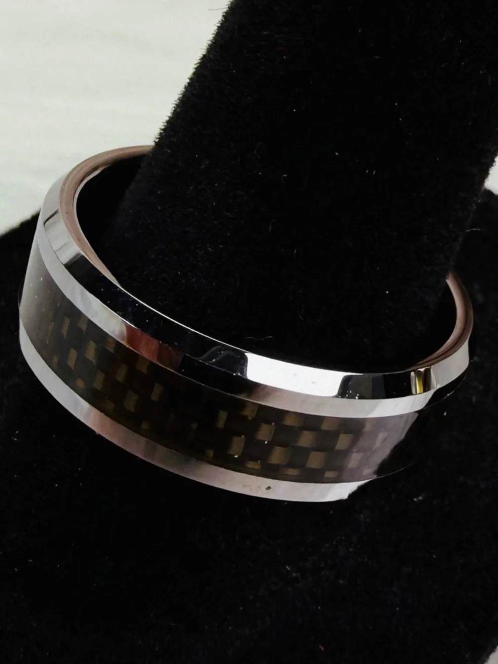 Men's silvertone Black Carbon Fiber Ring sz 9 1/2